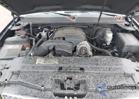 2010 Chevrolet Tahoe Ltz z USA, uszkodzony, nr VIN 1GNUKCE0XAR290404